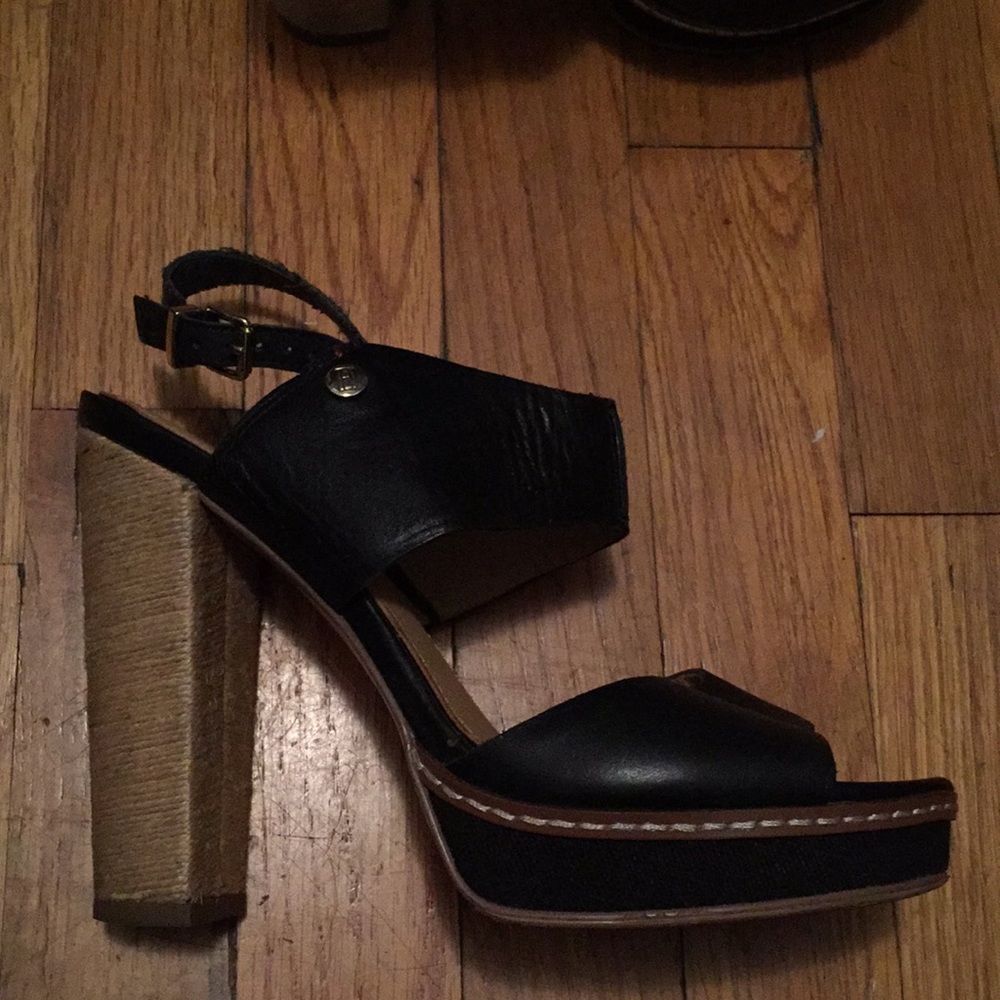 Tommy Hilfiger Platform block heel sandals